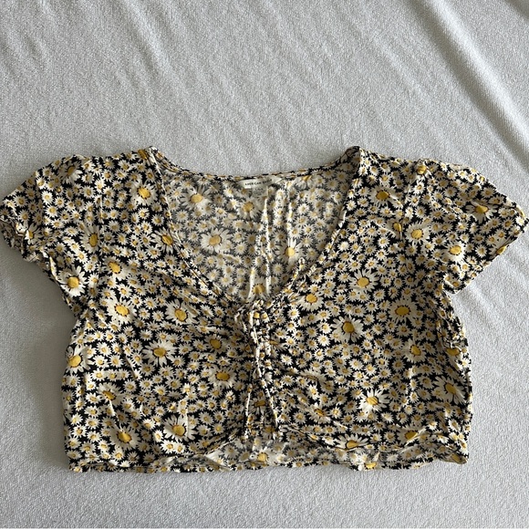 AE cinch-front top - Picture 3 of 7